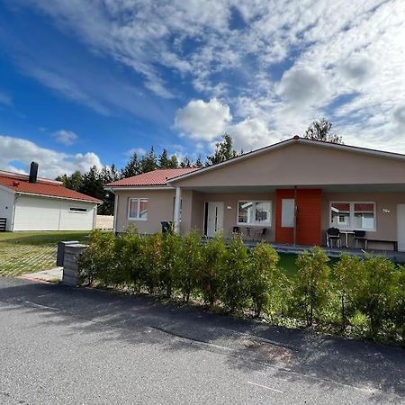 Beautiful Terraced House With Private Parking Villa Sandviken Exterior foto