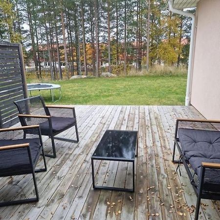 Beautiful Terraced House With Private Parking Villa Sandviken Exterior foto